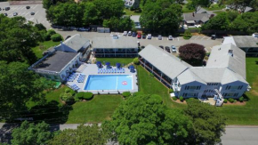 Гостиница Blue Rock Resort  South Yarmouth